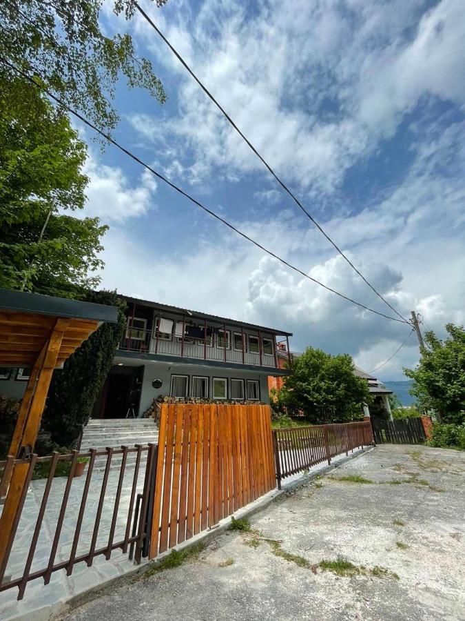 Vertical Hostel Mavrovo Kültér fotó